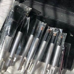 Kevyn Aucoin Brush set with Brush Case